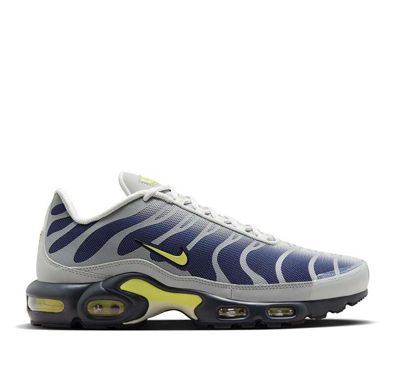 Nike Air Max Plus "University Gold"
