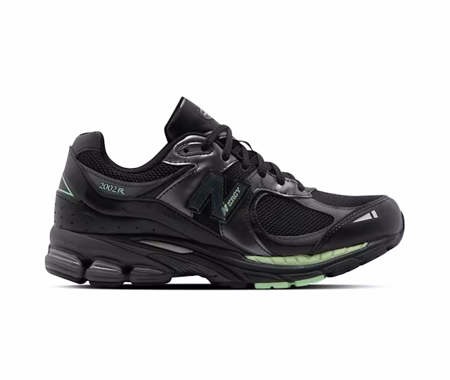New Balance 2002R Black Silver Green