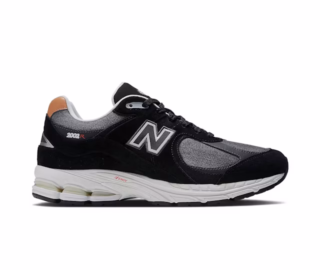 New Balance 2002R Black Sepia