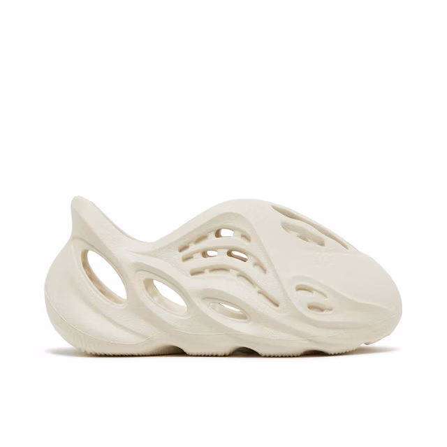 Yeezy Foam Runner Sand