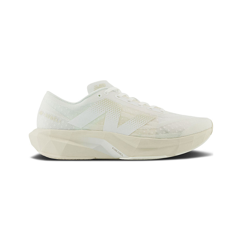 New Balance FuelCell Rebel V4