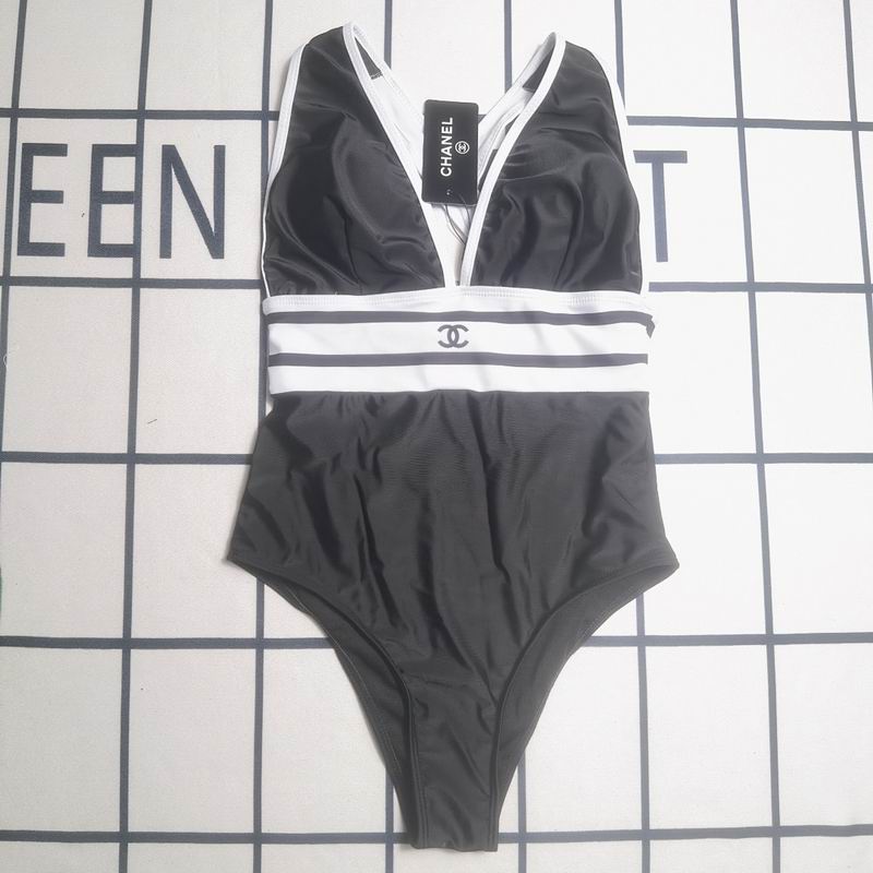 Bikini Chanel