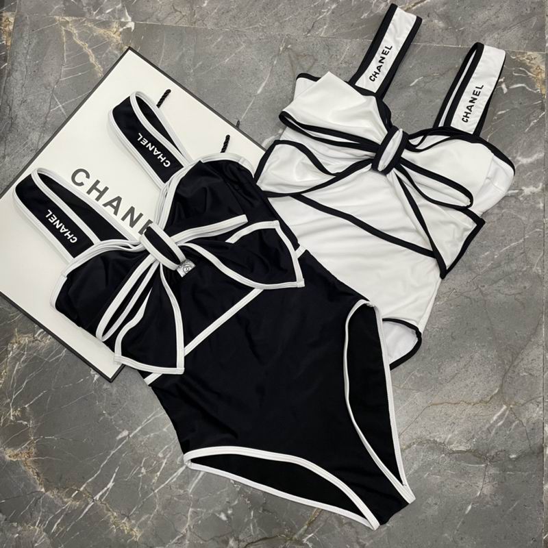 Bikini Chanel