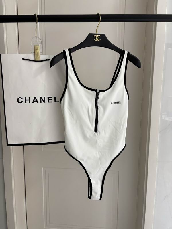 Bikini Chanel