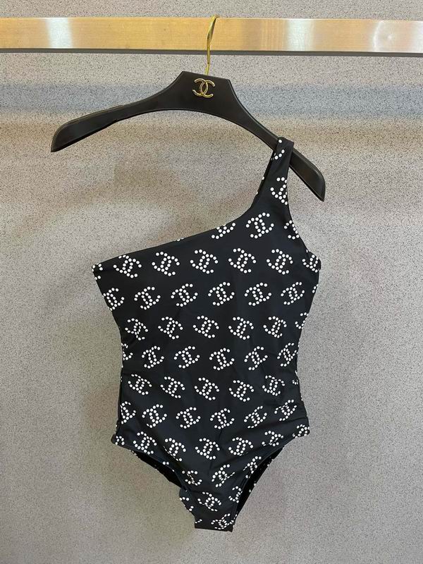 Bikini Chanel
