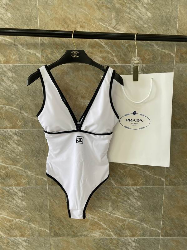Bikini Chanel